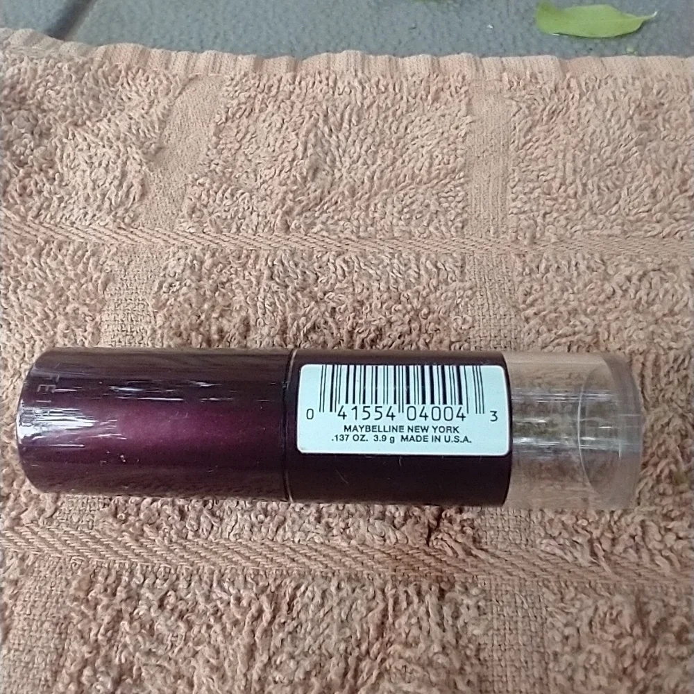 Mineral power by Maybelline 550 sand lipstick